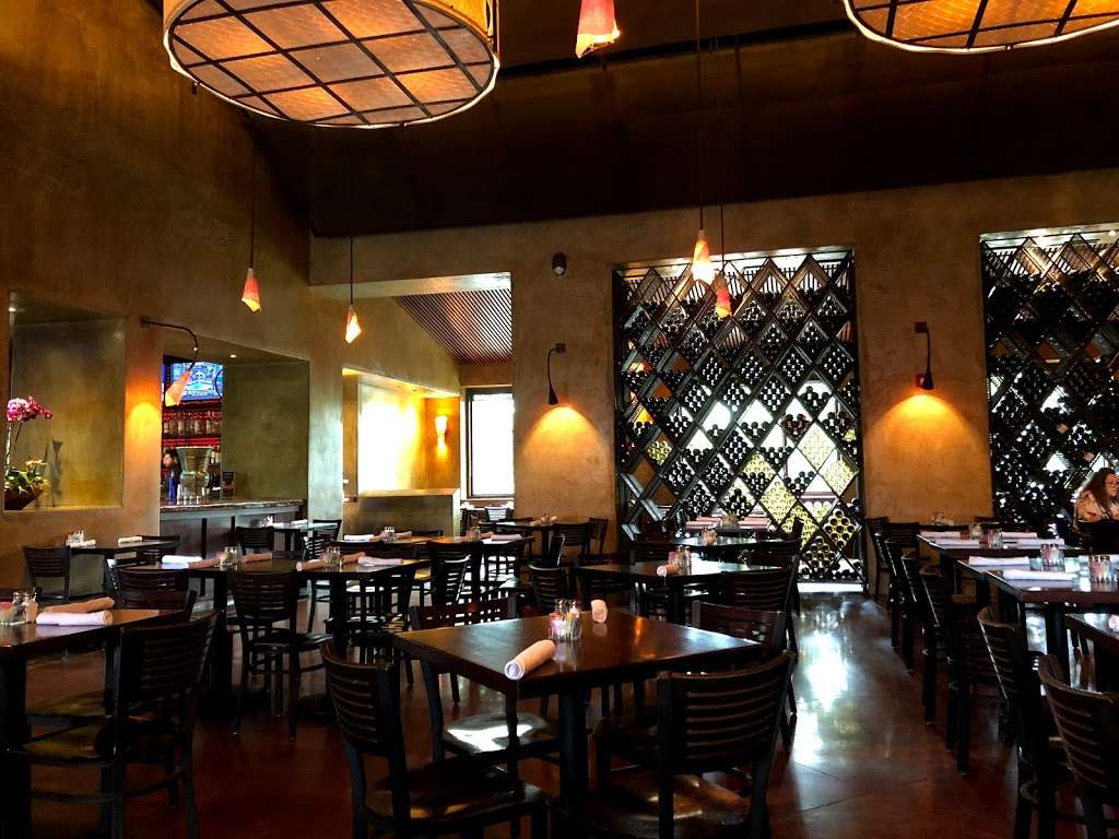 Paesanos 1604 | 3622 Paesanos Pkwy, San Antonio, TX 78231, USA | Phone: (210) 493-1604