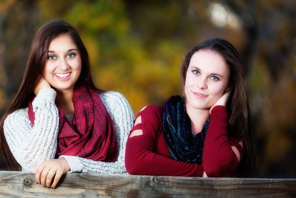 High School Seniors Photos | 9153 Allman Rd, Lenexa, KS 66219 | Phone: (913) 304-0495