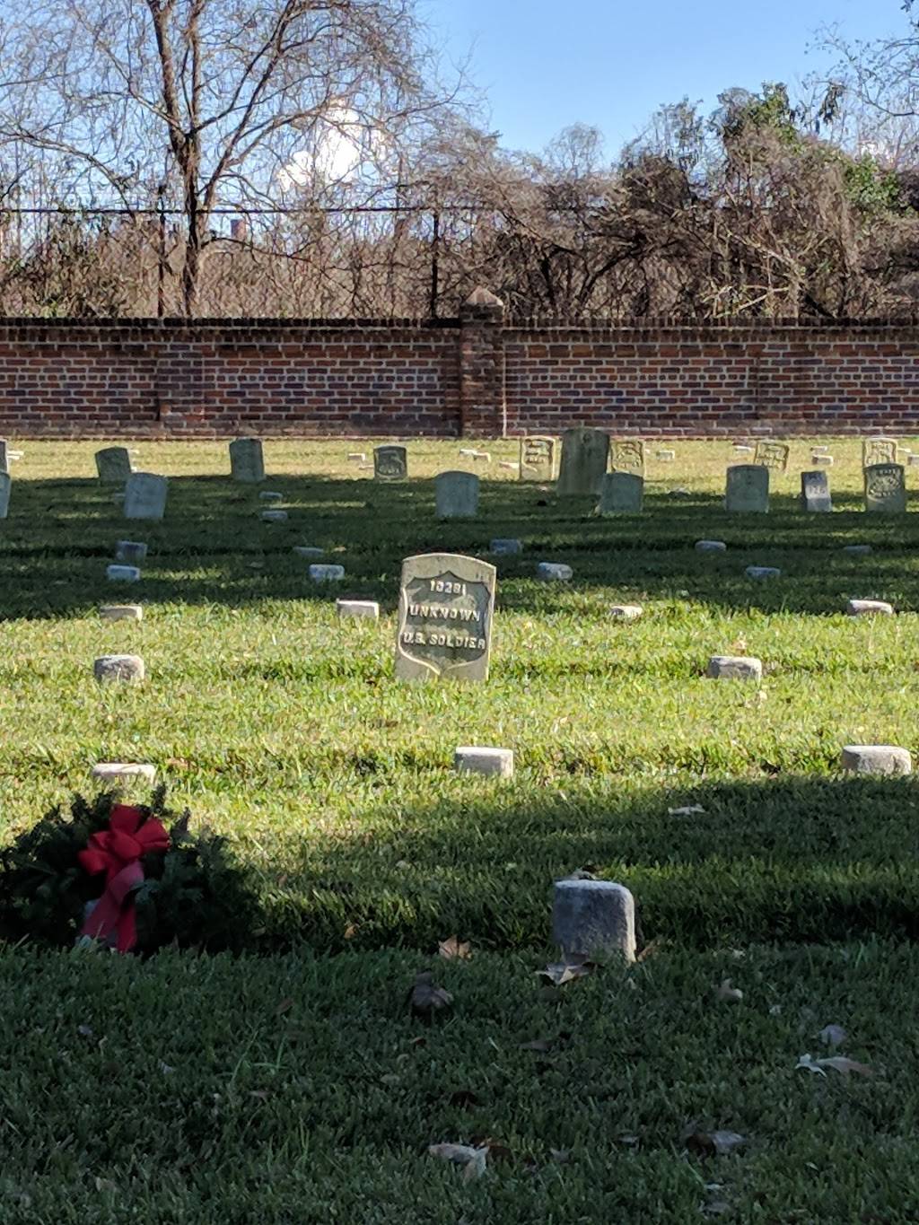 Chalmette National Cemetery | 8606 W St Bernard Hwy, Chalmette, LA 70043, USA | Phone: (504) 281-0510