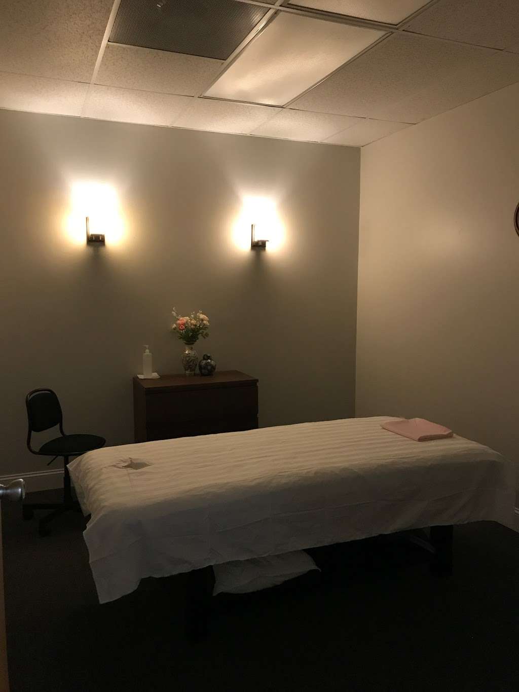 Golden Massage | 377 Rubin Center Dr #116, Fort Mill, SC 29708, USA | Phone: (803) 548-2925