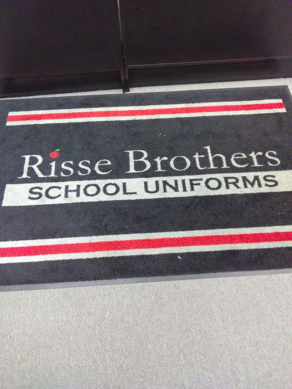 Risse Brothers School Uniforms | 2525 Drane Field Rd #11, Lakeland, FL 33811, USA | Phone: (863) 940-9913