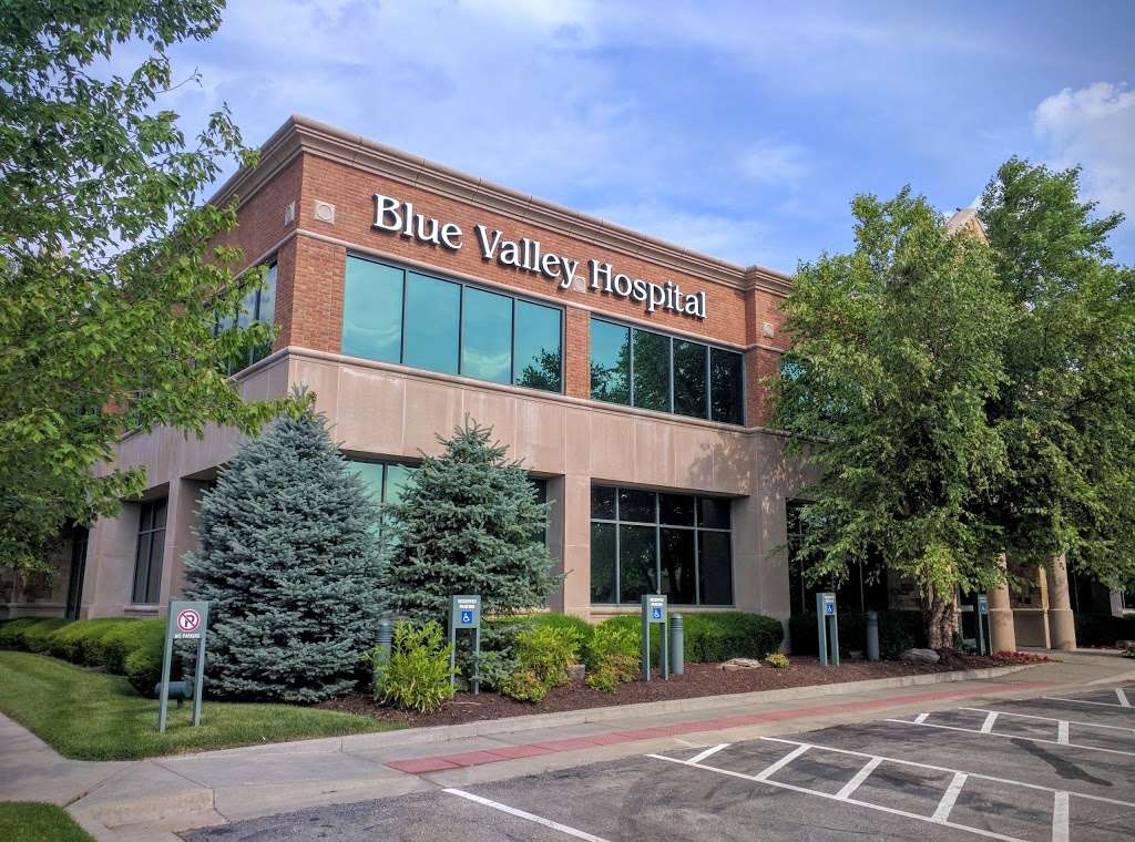 Blue Valley Hospital | 12880 Metcalf Ave, Overland Park, KS 66213, USA | Phone: (913) 220-2866