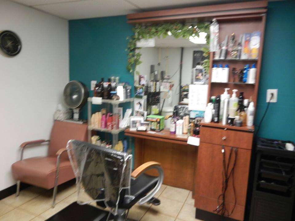 Melinda Smiths Hair Salon | 8526 N Moscow Rd, Parkesburg, PA 19365, USA | Phone: (717) 442-4852