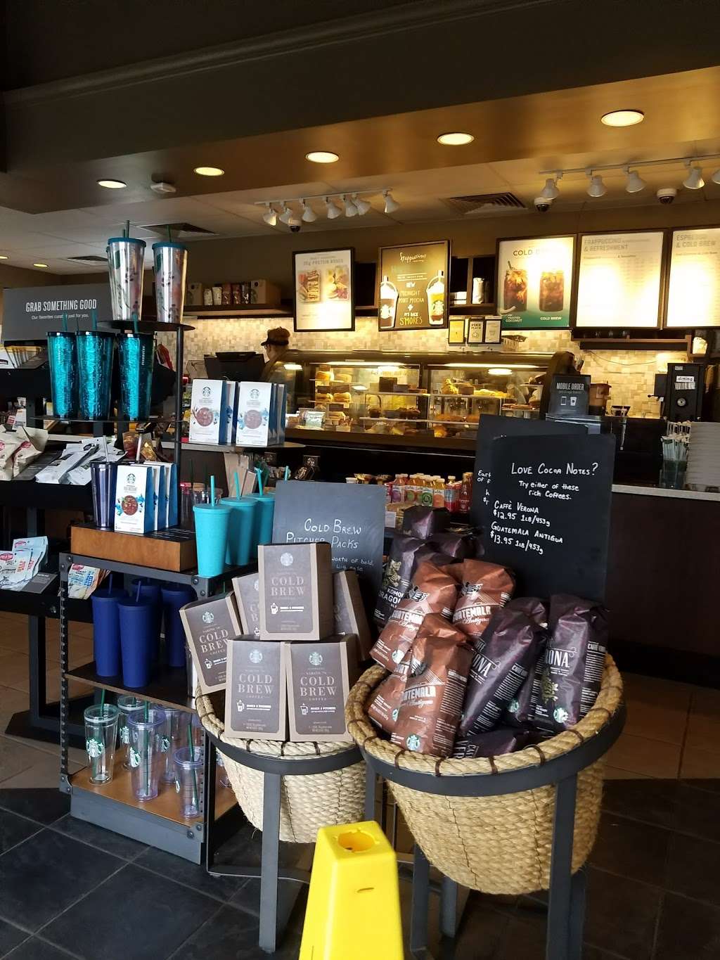 Starbucks | 5811 Plank Rd, Fredericksburg, VA 22407 | Phone: (540) 785-0073