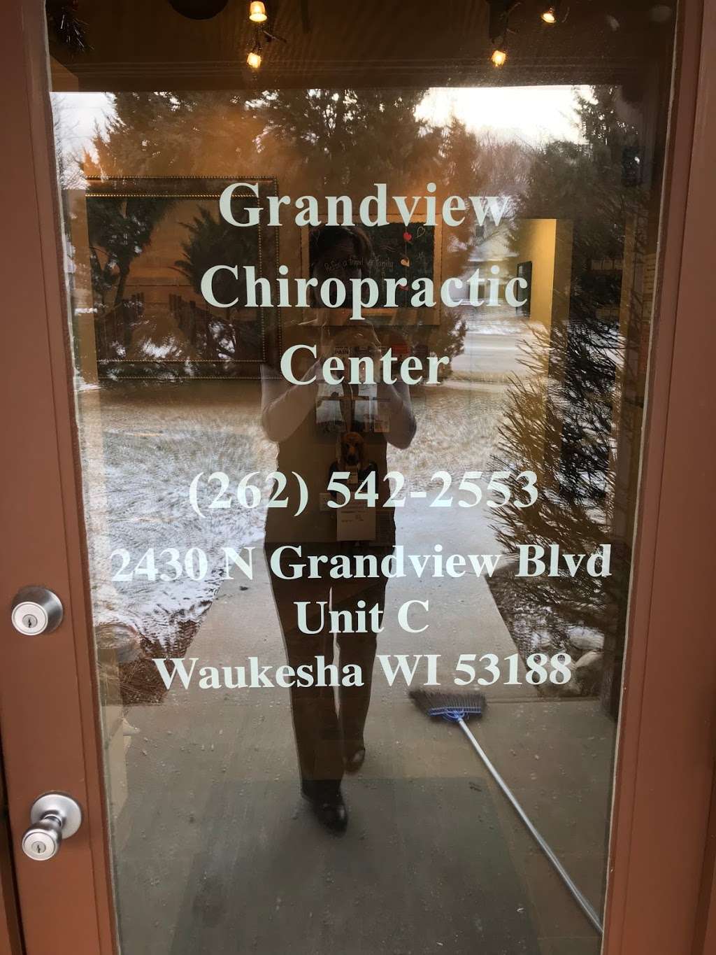 Grandview Chiropractic Center | 2430 N Grandview Blvd unit c, Waukesha, WI 53188, USA | Phone: (262) 542-2553