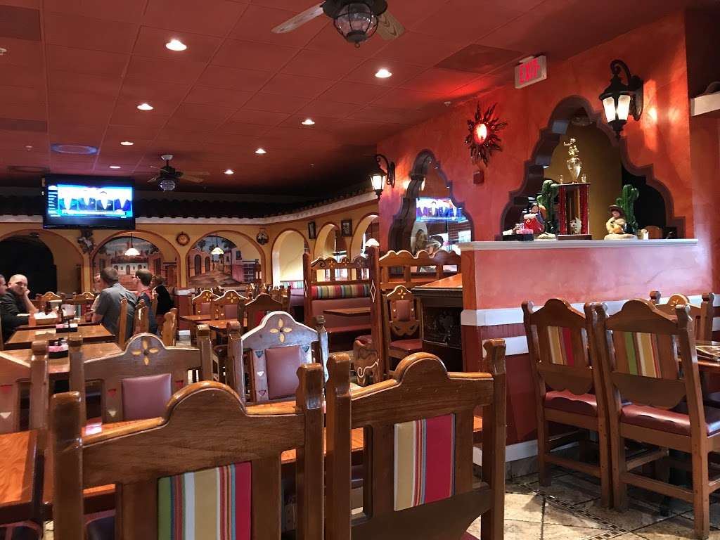 Los Portales | 6938 Aviation Blvd, Glen Burnie, MD 21061 | Phone: (410) 766-9800