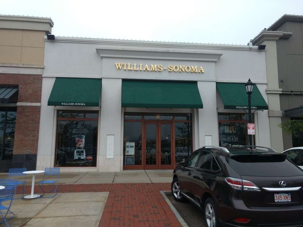 Williams-Sonoma | 96 Derby St #315, Hingham, MA 02043, USA | Phone: (781) 740-4690