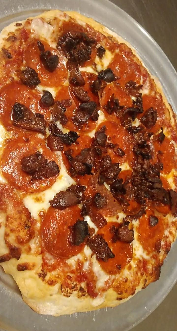 Sorrentos Pizza | 233 Atwood St, Pittsburgh, PA 15213, USA | Phone: (412) 621-9129