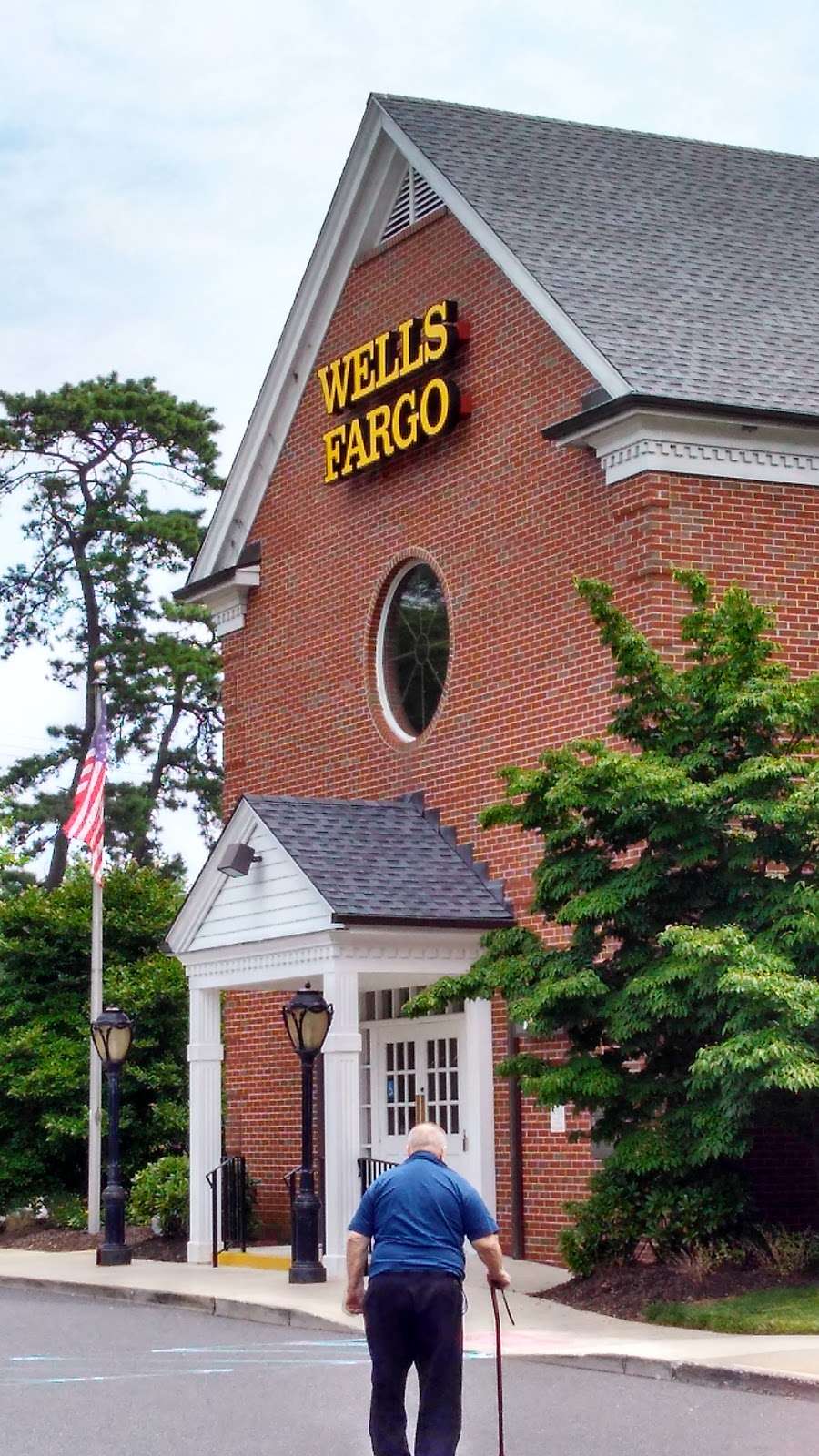 Wells Fargo Bank | 2 S Colonial Dr, Manchester Township, NJ 08759 | Phone: (732) 657-2277