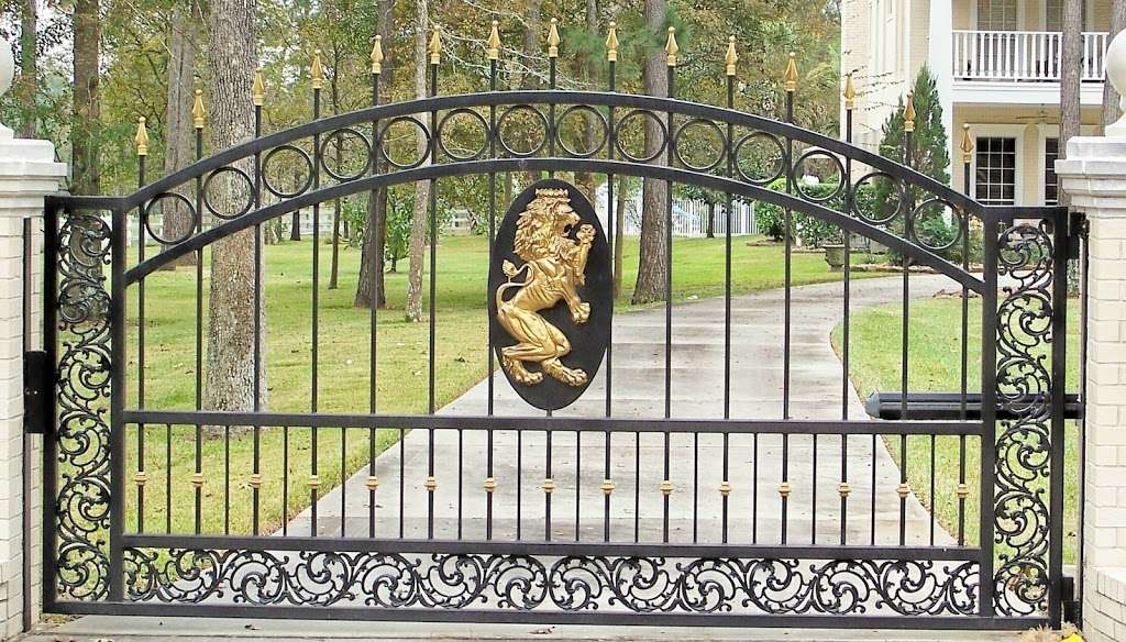 J.C. Hood Ornamental Iron Fence Company LLC | 25747 Hardin Store Rd, Magnolia, TX 77354, USA | Phone: (281) 356-8279