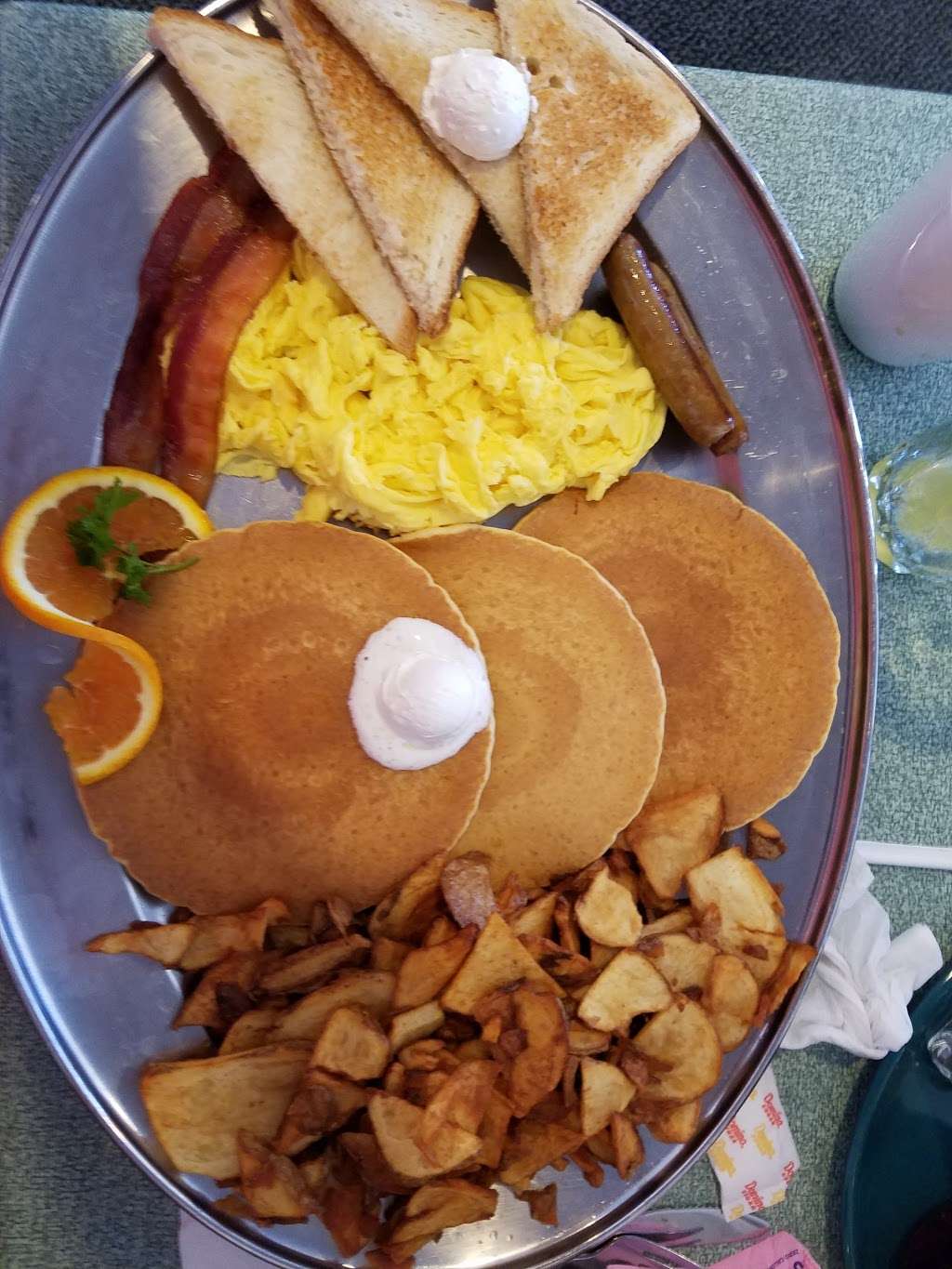 Jaysons Pancake House Restaurant 500 Long Beach Blvd