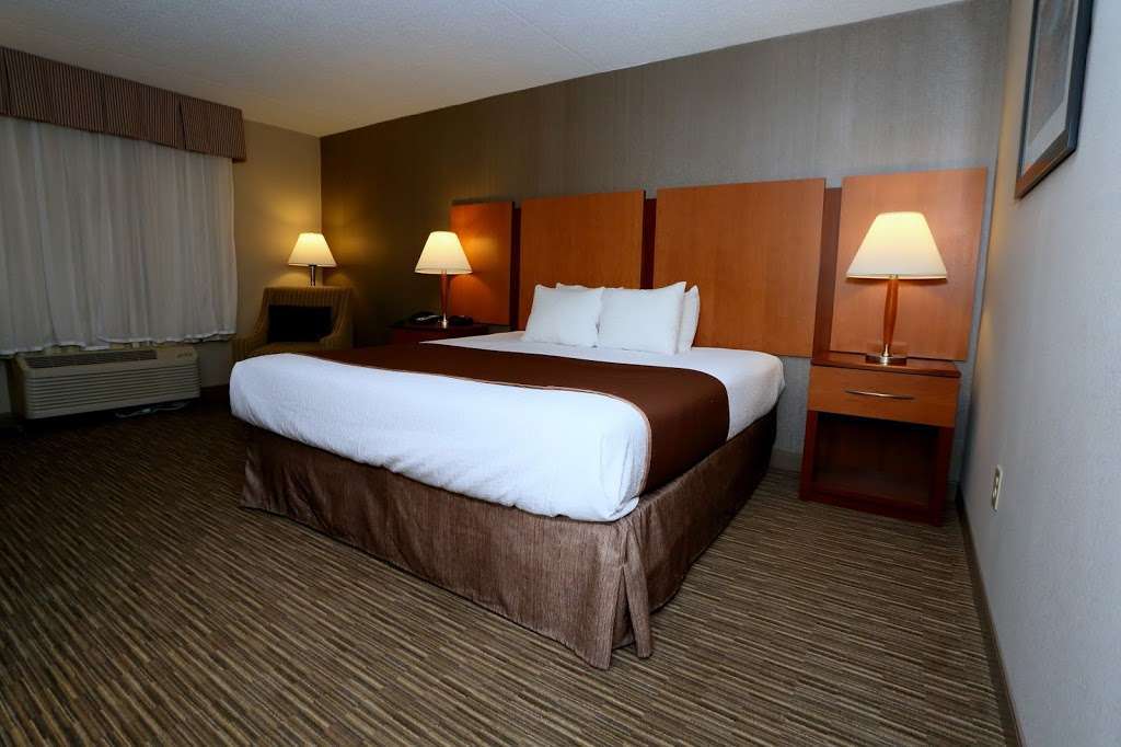 Best Western La Plata Inn | 6900 Crain Hwy, La Plata, MD 20646, USA | Phone: (301) 934-4900