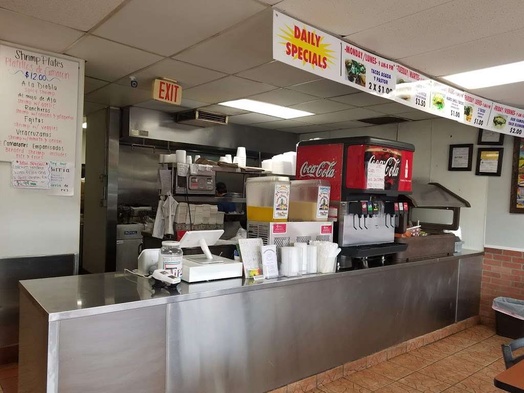 Tacos Elsinore #2 | 16331 Lakeshore Dr, Lake Elsinore, CA 92530, USA | Phone: (951) 471-1717