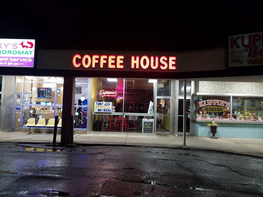 Funky Java Coffee House | 40 S Villa Ave # 6, Villa Park, IL 60181, USA | Phone: (630) 833-8233