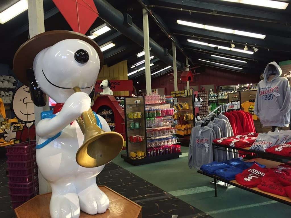 Peanuts Headquarters in 8039 Beach Blvd, Buena Park, CA 90620, USA