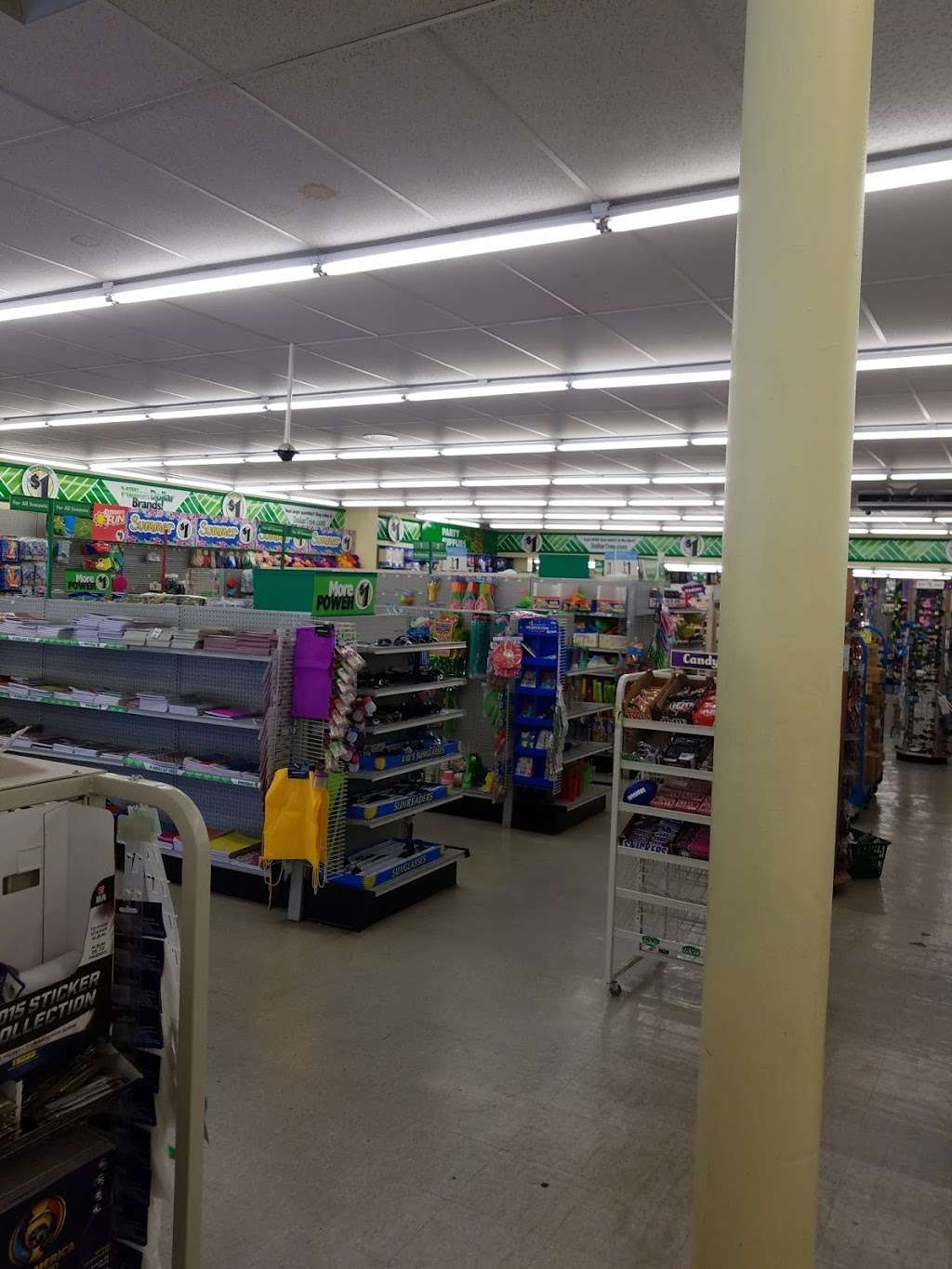 Dollar Tree | 1402 S 42nd St, Kansas City, KS 66106, USA | Phone: (913) 789-7683