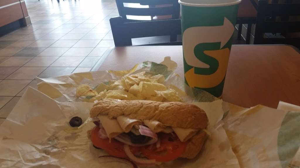 Subway Restaurants | Westland Plaza, 8302 N Eldridge Pkwy #210, Houston, TX 77041 | Phone: (281) 807-3776