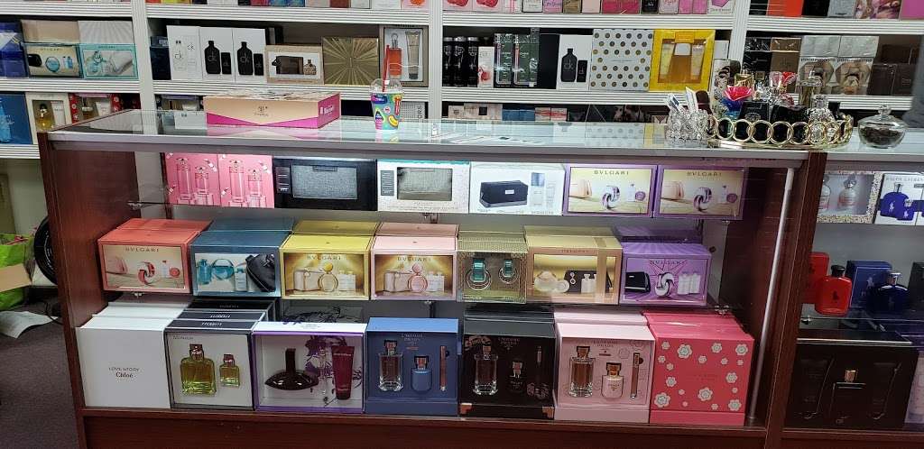 Perfumes Queen Distribution | 11180 Harry Hines Blvd Ste 104, Dallas, TX 75229, USA | Phone: (972) 241-1937