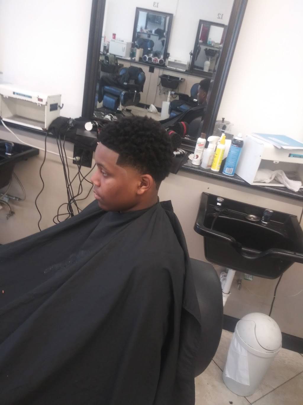 Last Minute Cuts School | 2195 S 3rd St, Memphis, TN 38109, USA | Phone: (901) 774-9699