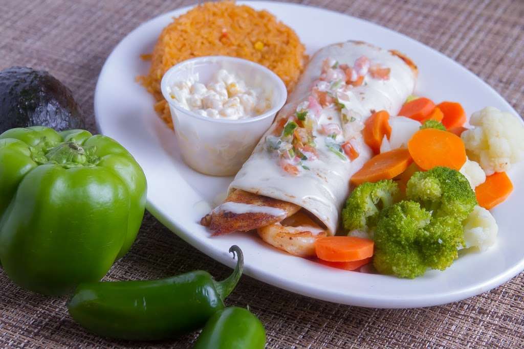 La Fiesta Grande Mexican Restaurant | 10916 Black Dog Ln, Charlotte, NC 28214, USA | Phone: (704) 595-3632