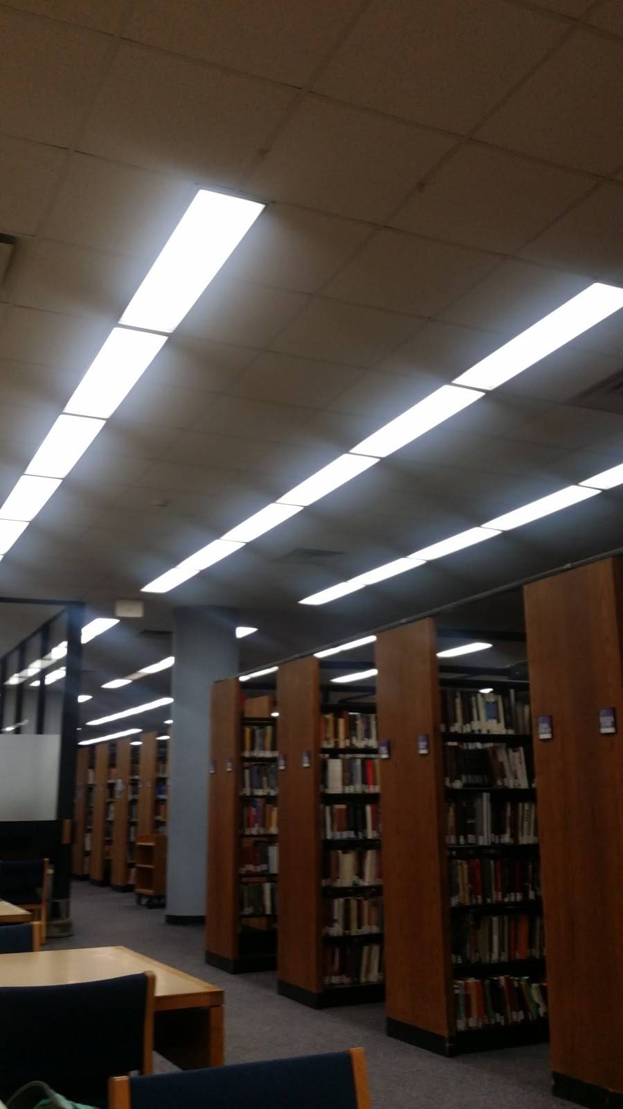 College Library | 600 N Park St, Madison, WI 53706, USA | Phone: (608) 262-3245