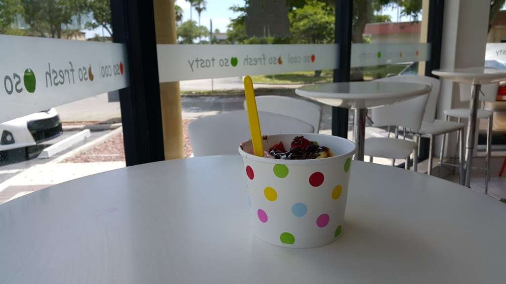 Tutti Frutti Frozen Yogurt | 9975 Glades Rd, Boca Raton, FL 33434, USA | Phone: (561) 487-1117