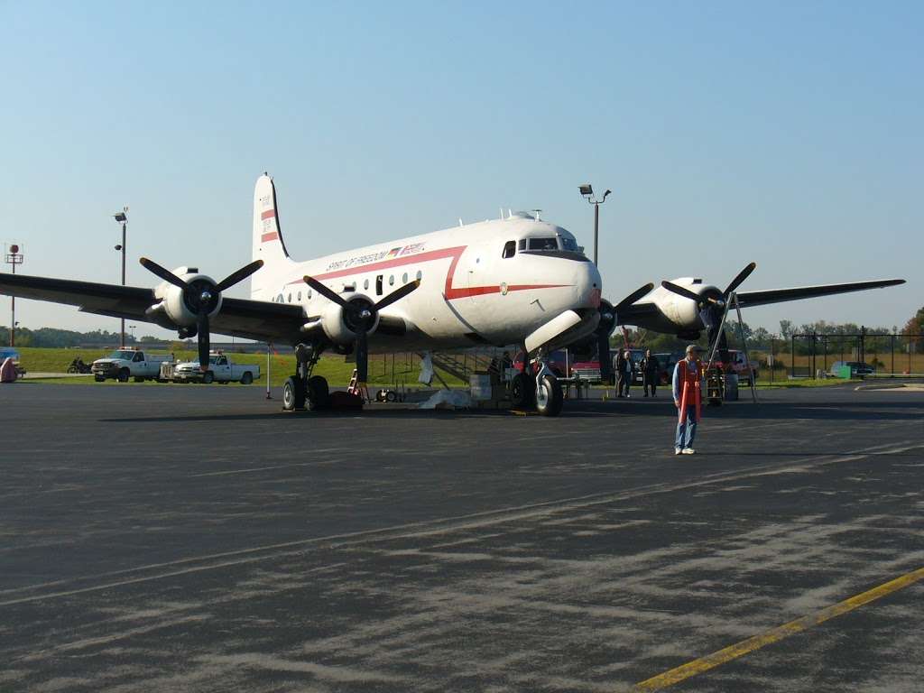 Winchester Regional Airport (OKV) | 491 Airport Rd, Winchester, VA 22602, USA | Phone: (540) 662-5786