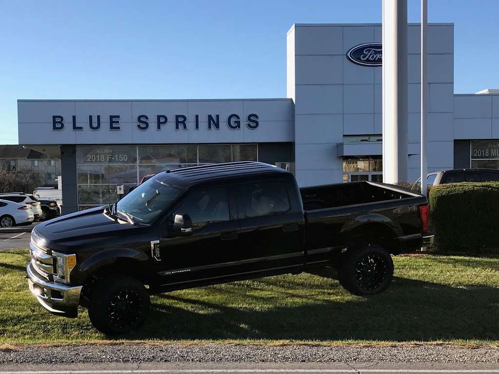 Blue Springs Customs | 2900 NW South Outer Rd, Blue Springs, MO 64015, USA | Phone: (816) 220-4655