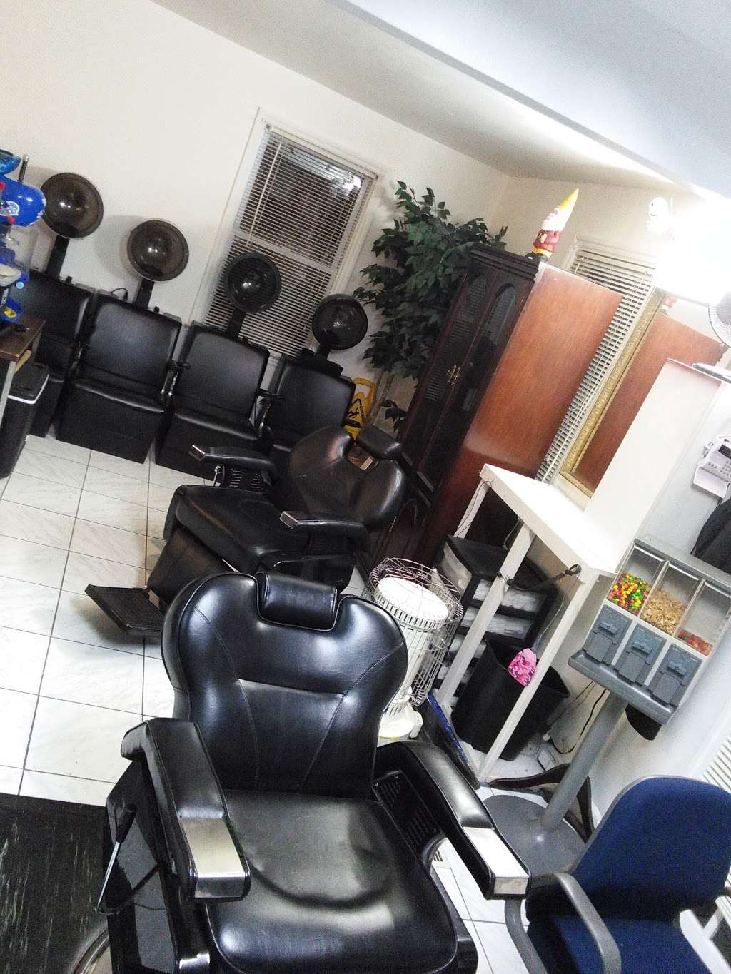 Dukes Barber/Salon & Spa... | 205 Linden Ln NW, Glen Burnie, MD 21061 | Phone: (410) 940-5436