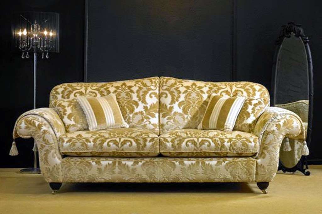 Heritage Sofas And Chairs | 8 Station Square, Orpington BR5 1NA, UK | Phone: 01689 875277