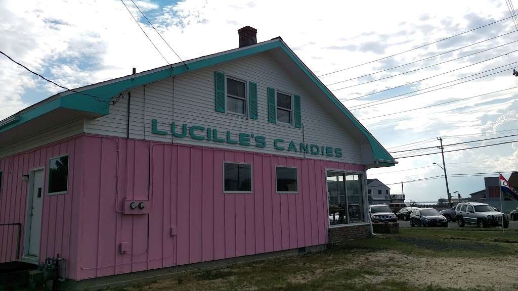 Lucilles Own-Make Candies | 4105 Long Beach Blvd, Beach Haven, NJ 08008, USA | Phone: (609) 494-3700