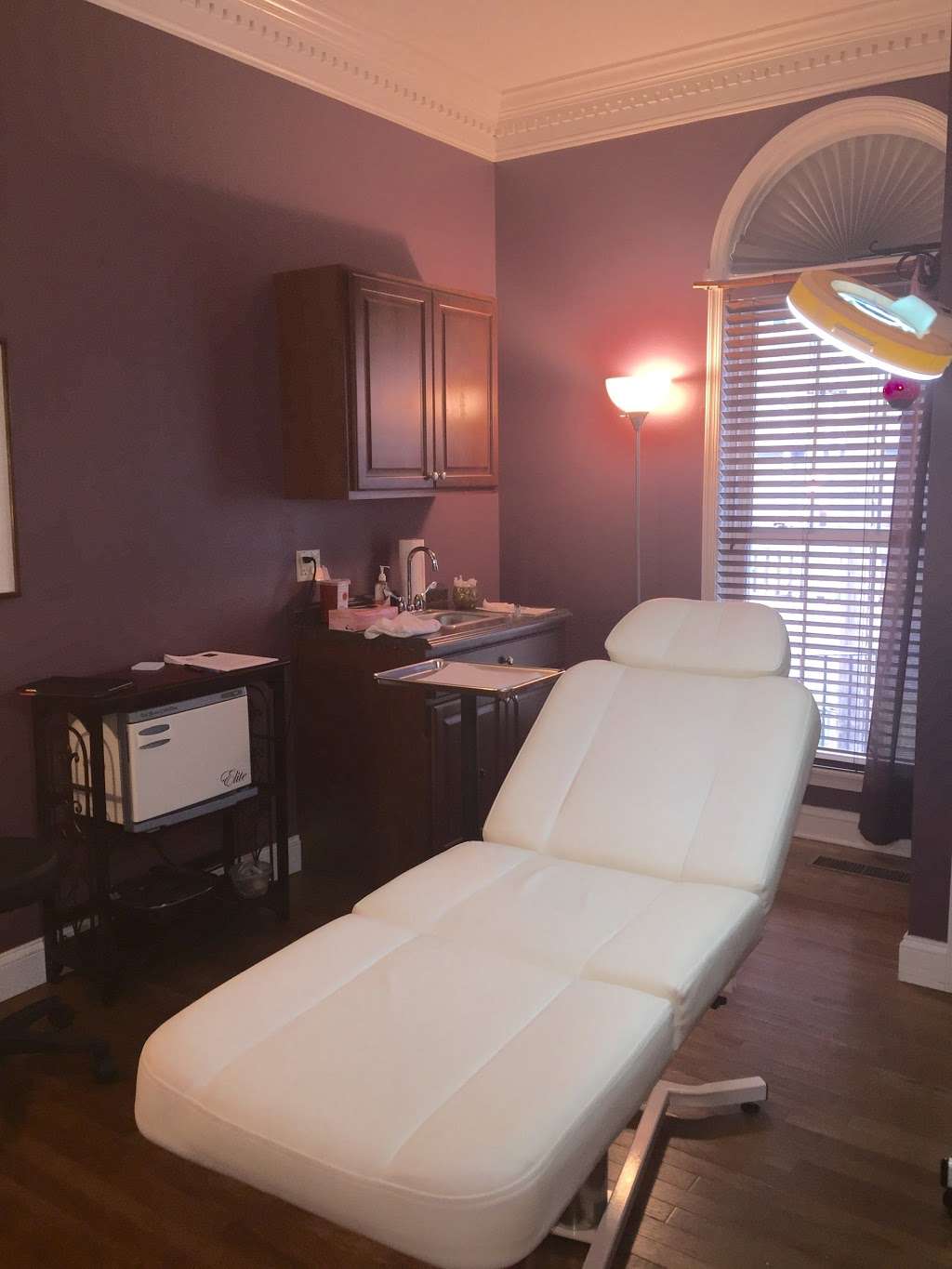 BB Medical Aesthetics- BEACH BOTOX Serving Ocean City, MD and Fe | Located Within Zen Spa, 38857 Bennett Ave, Selbyville, DE 19975, USA | Phone: (302) 988-1750