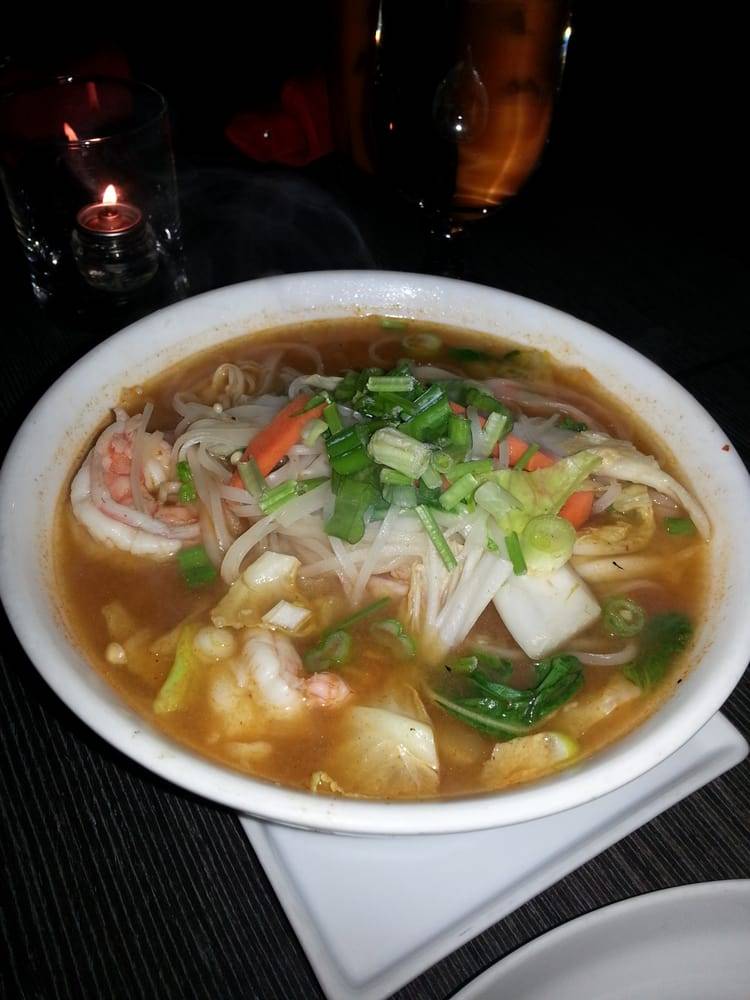 Glow Thai | 7107 3rd Ave, Brooklyn, NY 11209, USA | Phone: (718) 748-1920