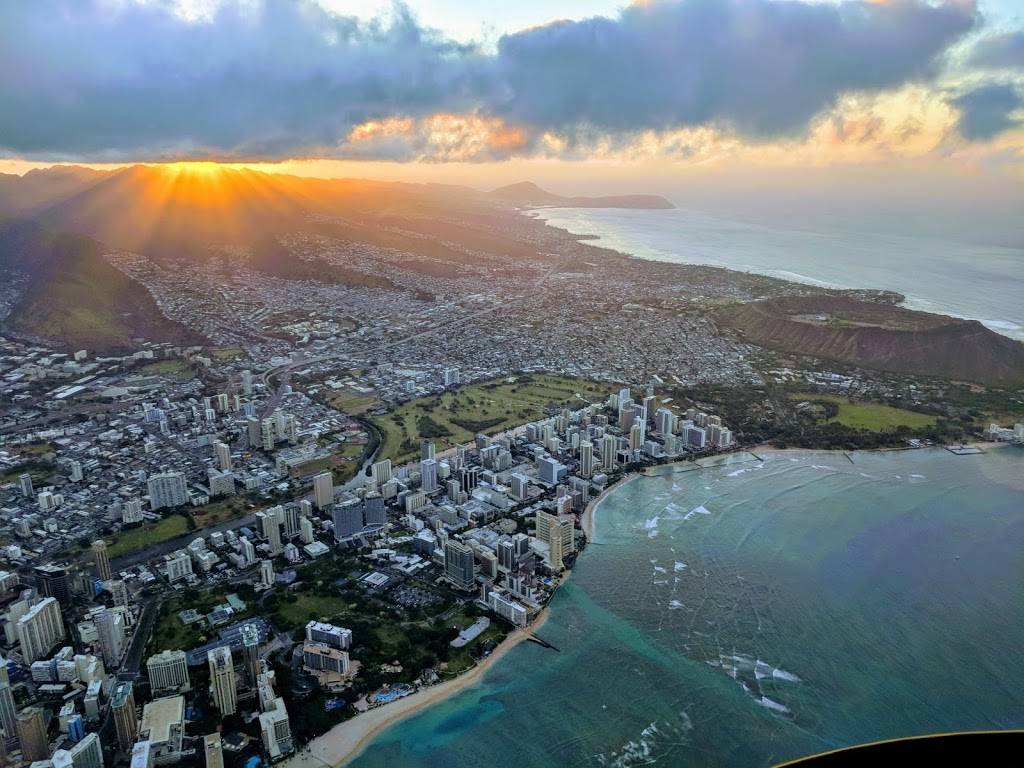 Mauna Loa Helicopter School | 90 Nakolo Pl #2, Honolulu, HI 96819 | Phone: (808) 834-6799