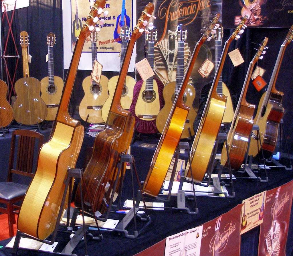 Guitars from Spain | 1498 SW 1st St, Boca Raton, FL 33486, USA | Phone: (561) 393-1933