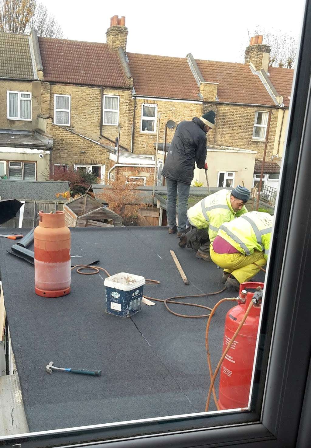 Jas Roofing Ltd | Oyo business units, Hindmans way, Barking RM9 6LN, UK | Phone: 020 8594 5626