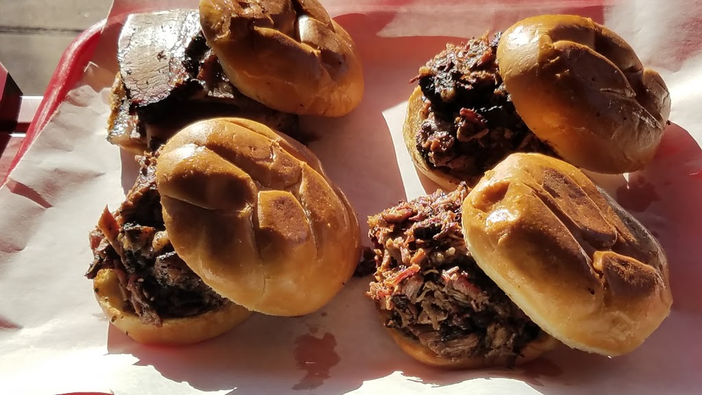 Bakers Brisket Company | 7500 Lohman Ford Rd, Lago Vista, TX 78645, USA | Phone: (512) 217-6098