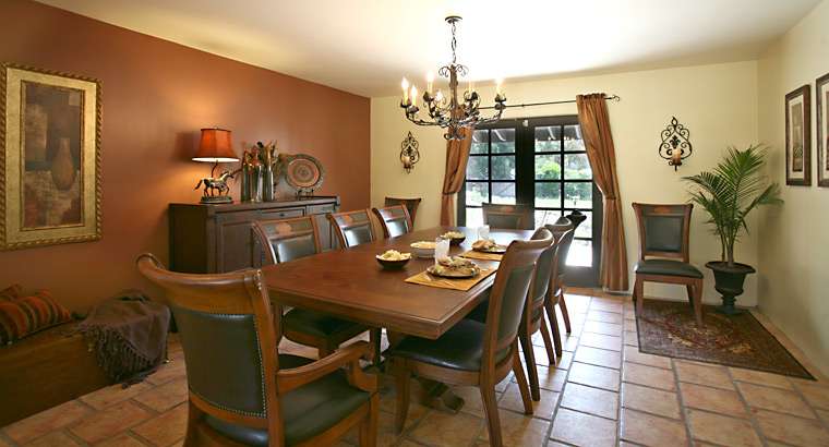 Ridgeview Ranch | 741 W Woodbury Rd, Altadena, CA 91001, USA | Phone: (800) 296-1868