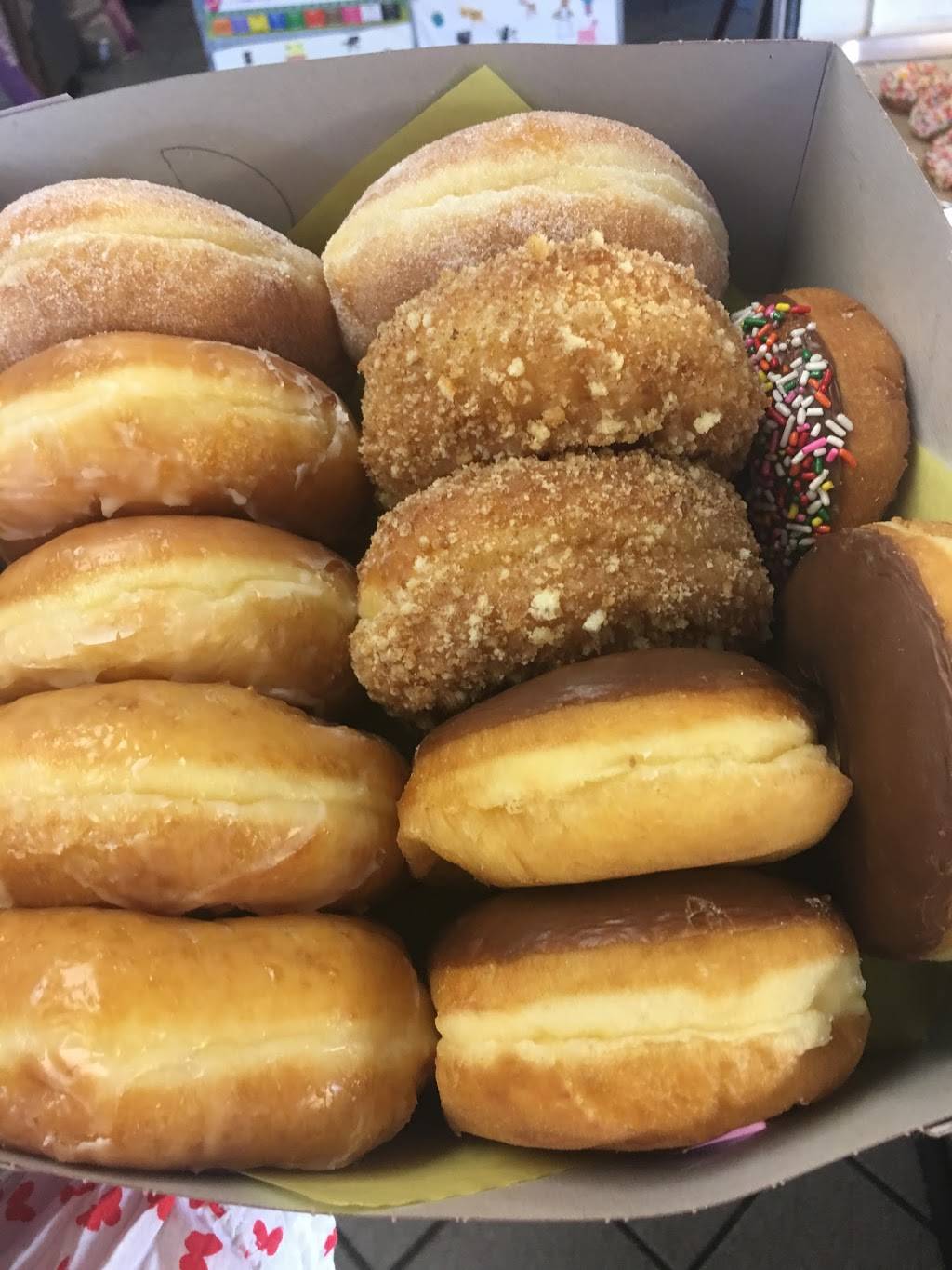 Hometown Donuts | 1930 Main St, Alameda, CA 94501, USA | Phone: (510) 522-7475