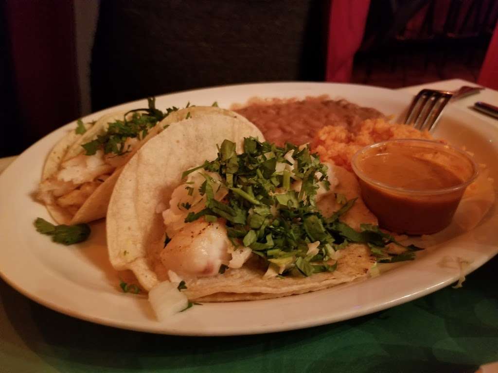 El Molino Mexican Restaurant | 2112 Elgin Rd, Carpentersville, IL 60110, USA | Phone: (847) 551-1602