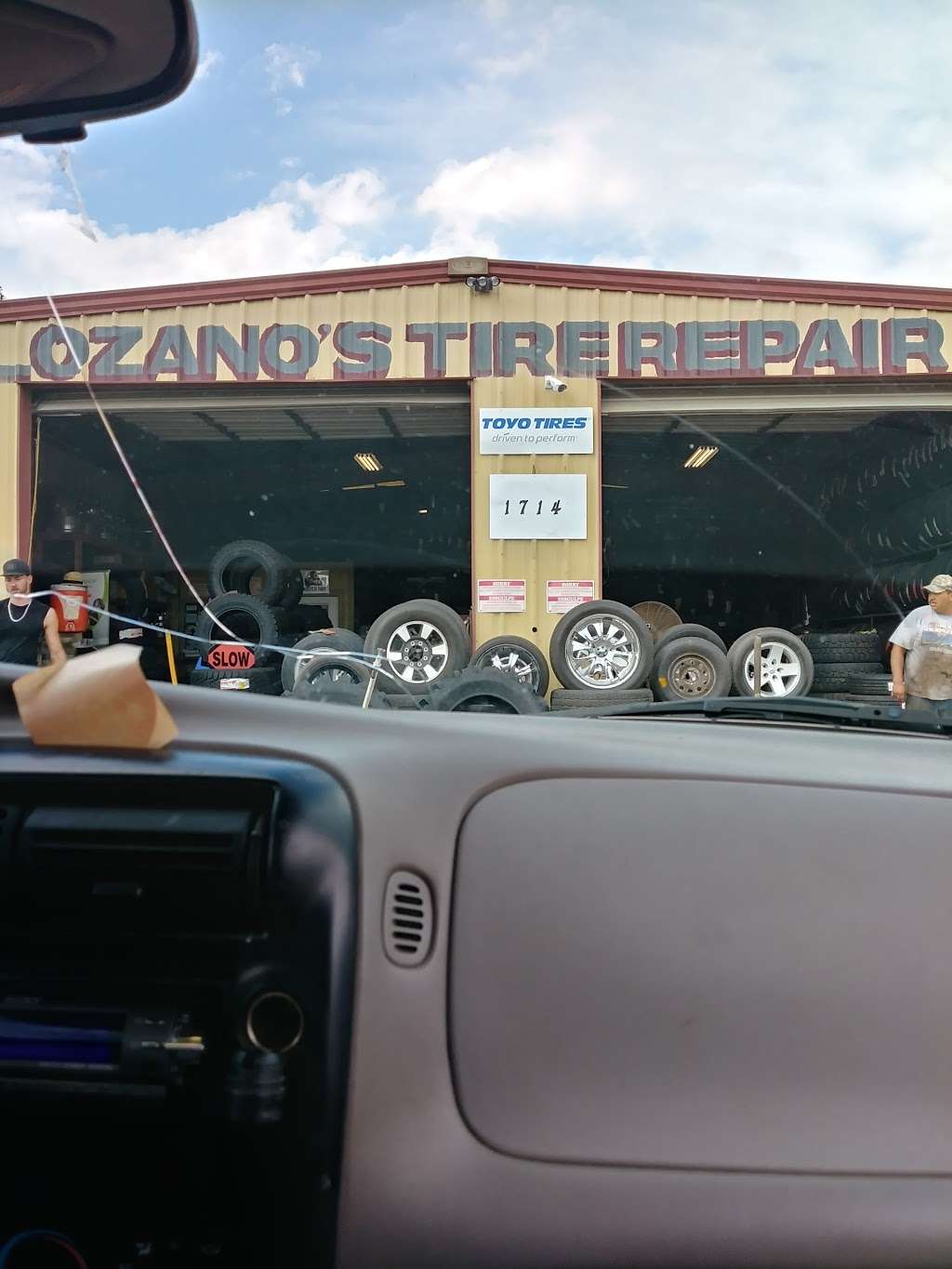 Lozanos Tire Repair | 1714 W Highway 6, Alvin, TX 77511, USA | Phone: (281) 331-1017