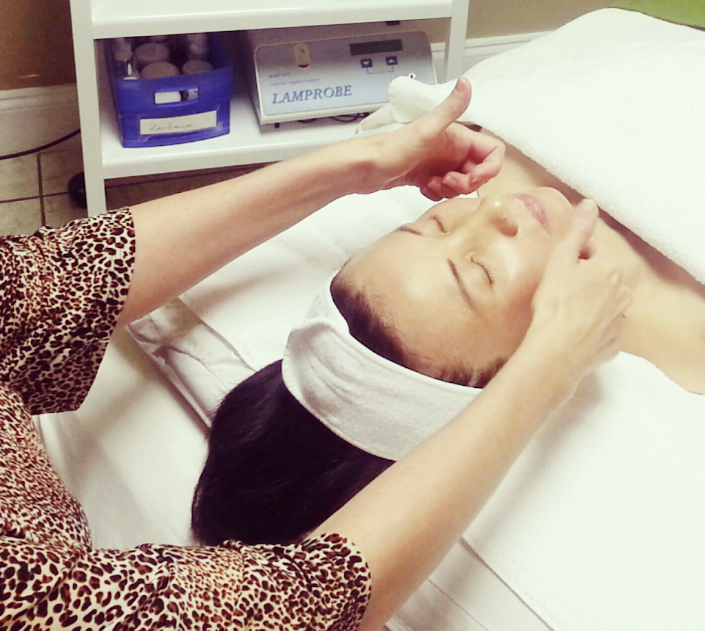 Akoya Face + Body | 505 E NASA Pkwy, Webster, TX 77598, USA | Phone: (281) 488-8797