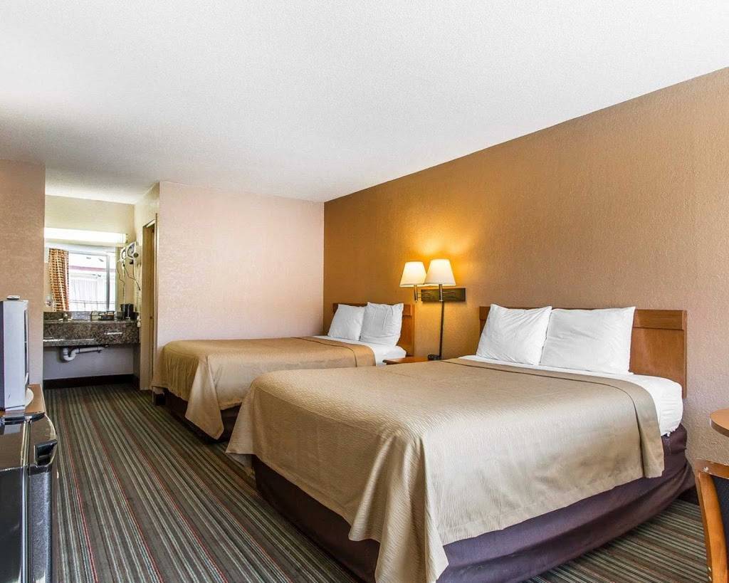 Econo Lodge Inn & Suites Near Bricktown | 1750 E Reno Ave, Oklahoma City, OK 73117, USA | Phone: (405) 278-7250