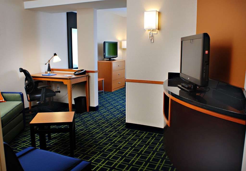 Fairfield Inn & Suites by Marriott Millville Vineland | 301 Bluebird Ln, Millville, NJ 08332, USA | Phone: (856) 776-2400