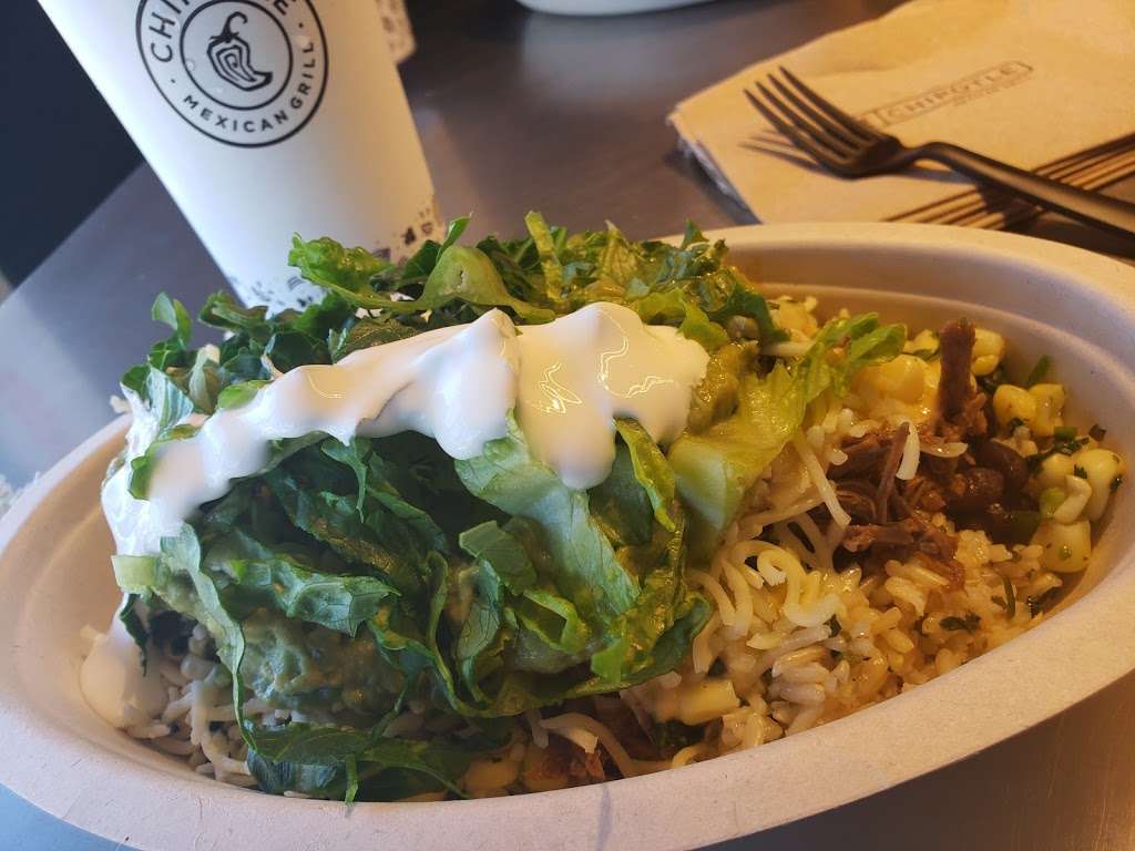 Chipotle Mexican Grill | 1301 W Davis St ste b, Conroe, TX 77304, USA | Phone: (936) 756-8555