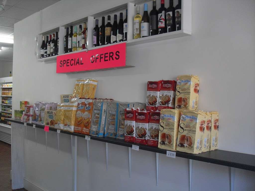 The Italian Choice food shop and bistro | 744 High Rd Leytonstone, London E11 3AW, UK | Phone: 07913 798943