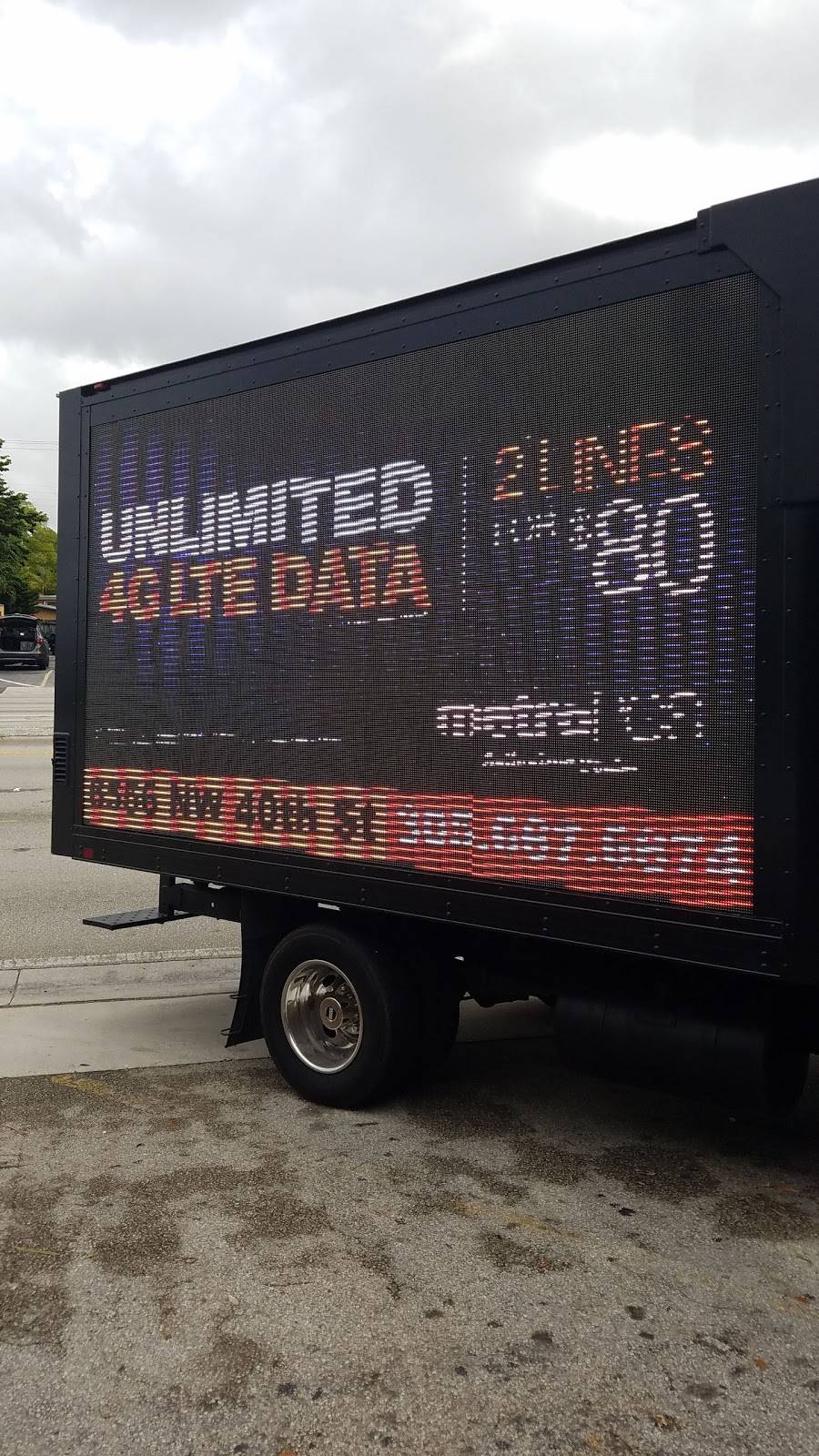 Metro by T-Mobile | 6556 Bird Rd, Miami, FL 33155, USA | Phone: (305) 665-3353