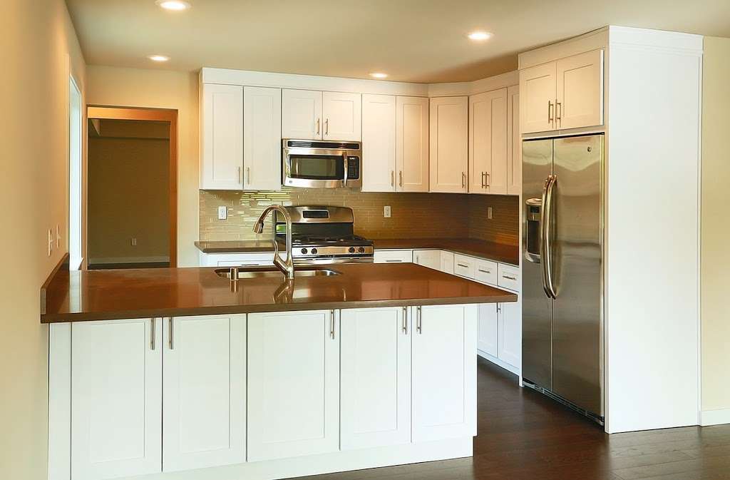 TLC Kitchen Cabinets | Holland Ln, Geneva, IL 60134 | Phone: (800) 221-8099