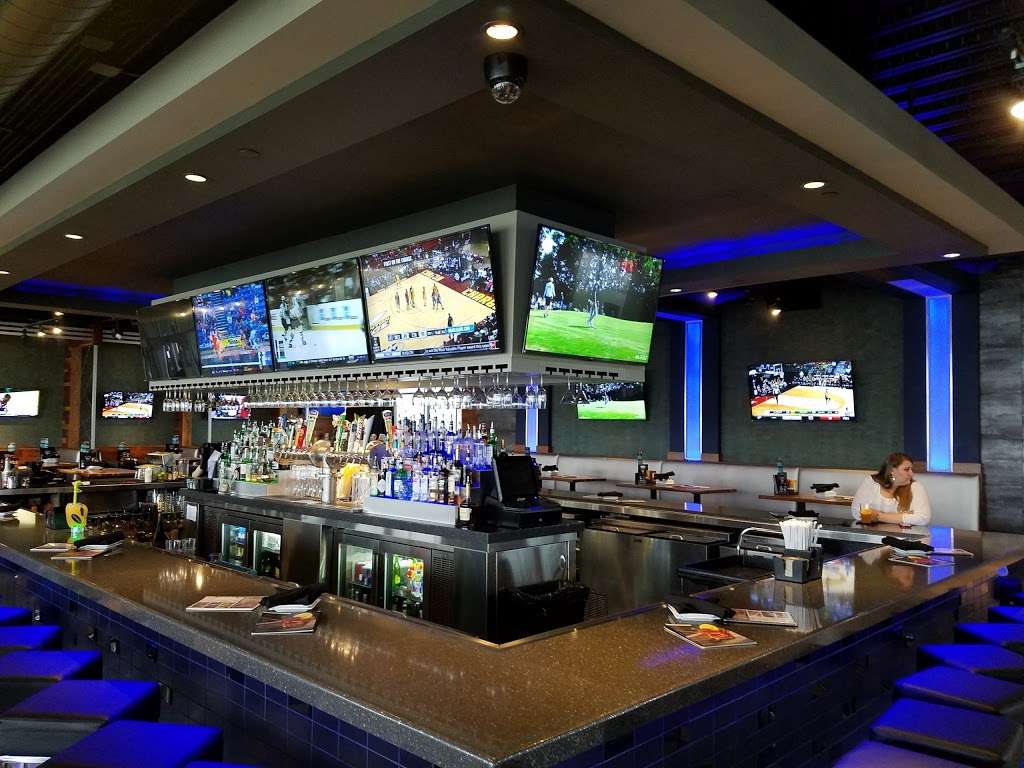 Topgolf | 21401 Gulf Fwy, Webster, TX 77598, USA | Phone: (281) 657-1300