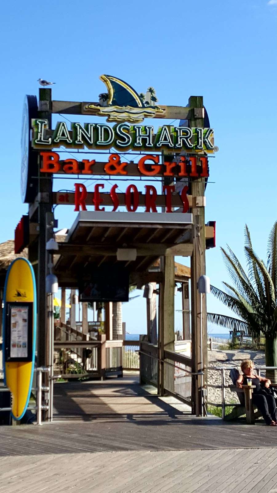 Margaritaville Restaurant Atlantic City | 7329 1133, Boardwalk, Atlantic City, NJ 08401 | Phone: (609) 431-4100